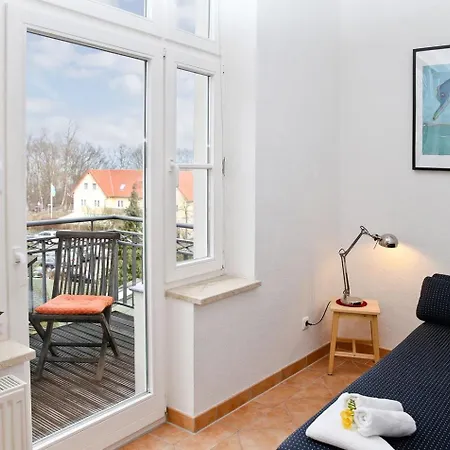 Apartment Waldhaus - 07-19 Kuehlungsborn