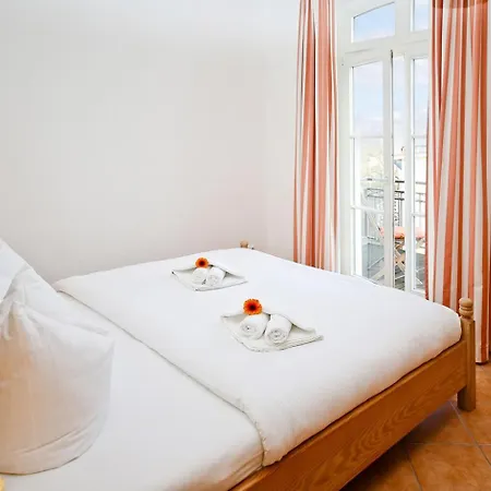 Waldhaus - 07-19 Lägenhet